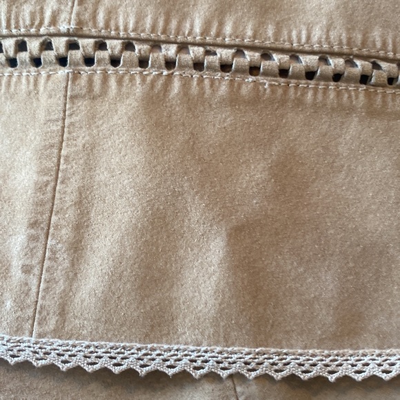 Ann Taylo Loft Leather Skirt/ Size 2 - Picture 2 of 5